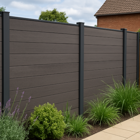 Top Benefits of Composite Fencing for Modern Homeowners