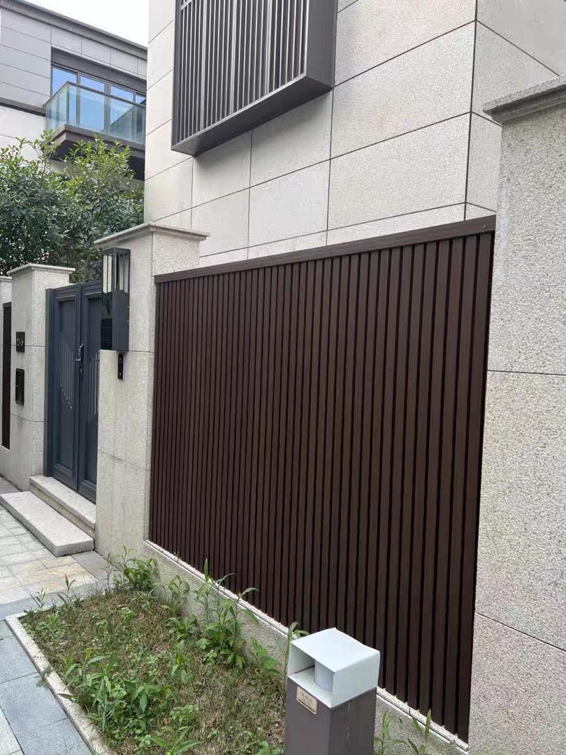 Secure Your Property with the Right Fence Gate: Safety Meets Style